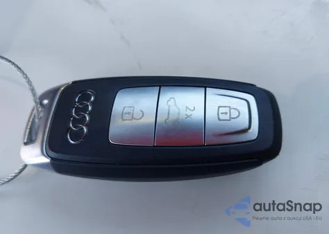 2022 Audi A3 Premium 40 Tfsi Front-Wheel Drive S Tronic z USA, uszkodzony, nr VIN WAUAUDGY9NA104626